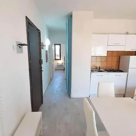 Tasteful In Marinella With Shared Pool Lejlighed Golfo Aranci